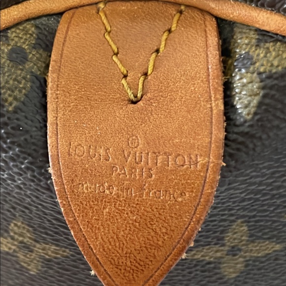Authentic Louis Vuitton ( Vintage) Speedy 40 monogram - Picture 5 of 16